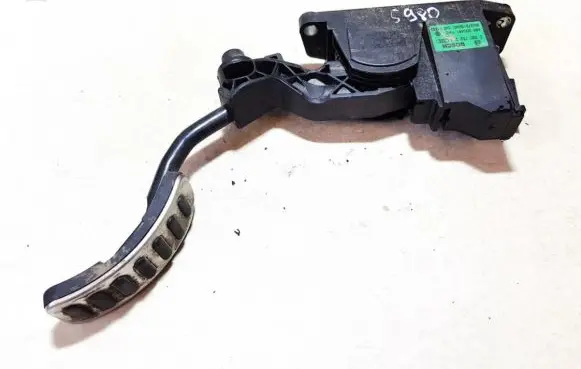 Audi TT Mk1 Accelerator throttle pedal 8n2721503c 0280752234