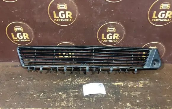 Opel Vectra C Front bumper lower grill 09186126