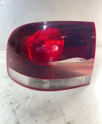 Volkswagen Touareg I Rear/tail lights 7L6945095R 230908
