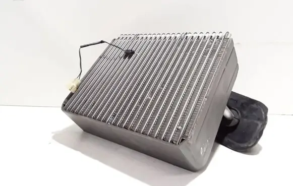 Air conditioning (A/C) radiator (interior)
