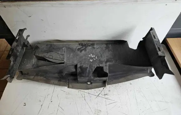 Mercedes-Benz B W245 Top upper radiator support slam panel A0019890803 170206N2100
