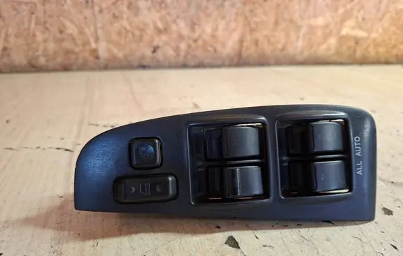 Toyota Avensis T250 Electric window control switch 54035144 CS5023 8480205210B0