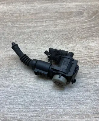 Seat Toledo II (1M) Turbo system vacuum part 1J0906283C