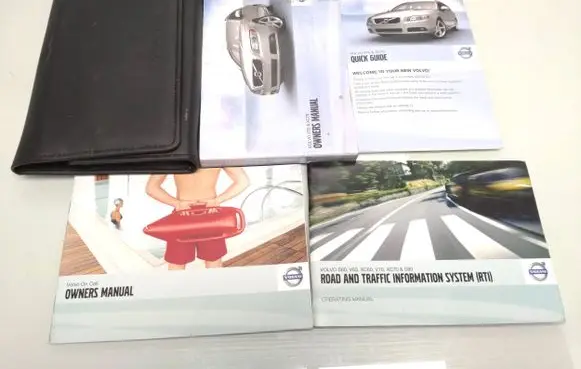 Volvo XC70 User manual 