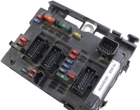 Peugeot 206 Fuse module 9646405380 24690081