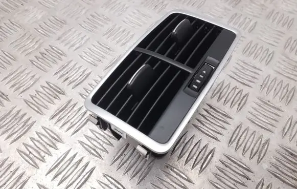 Audi A6 S6 C6 4F Rear air vent grill 4F0819203C