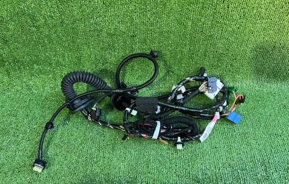 Tesla Model 3 Front door wiring loom 306795700C 306795700