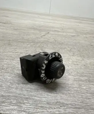 Ford Focus Wing mirror switch 93BG17B676BB D3L0A
