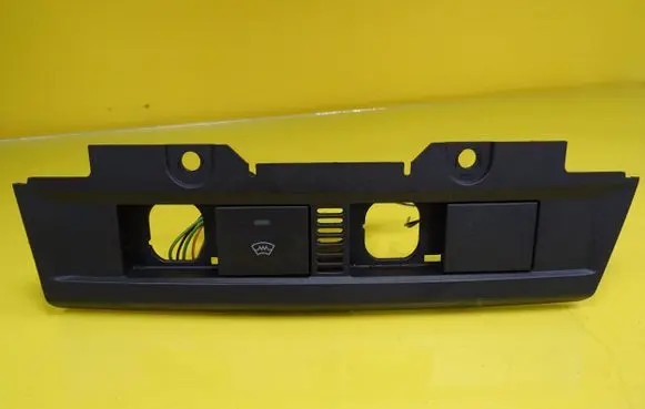 Ford Focus Windscreen/window heater switch 4M5113D734BB
