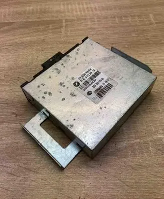 BMW 3 E90 E91 Other control units/modules 9113348 8ES00947900