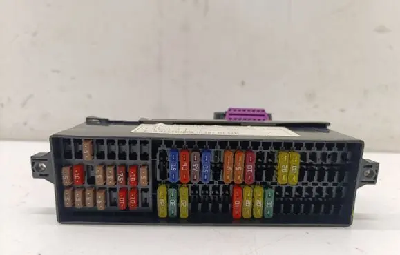 Audi RS Q3 Fuse module 