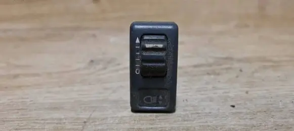 Volvo S70 V70 V70 XC Headlight level height control switch 9162960