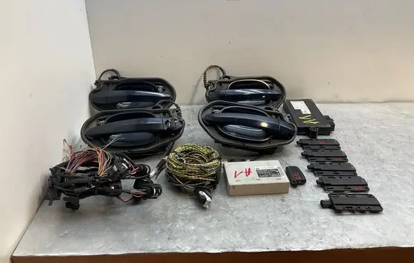 BMW 5 E60 E61 Keyless (KESSY) go control unit/module 7191590 7191587 7191593