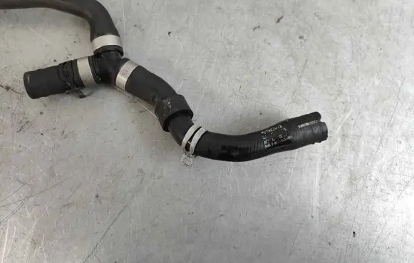 Volvo XC60 Engine coolant pipe/hose 32339257 32138625