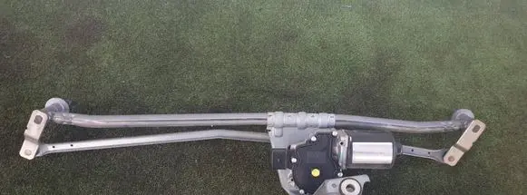 Iveco Daily 6th gen Front wiper linkage 
