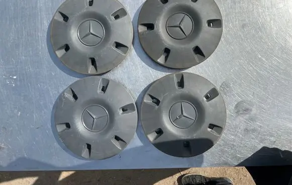 Mercedes-Benz Sprinter W906 Original wheel cap A9064010025 ZGS003Q002