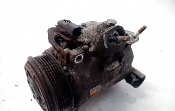 Ford Kuga II Air conditioning (A/C) compressor (pump) DS7H19D629HG