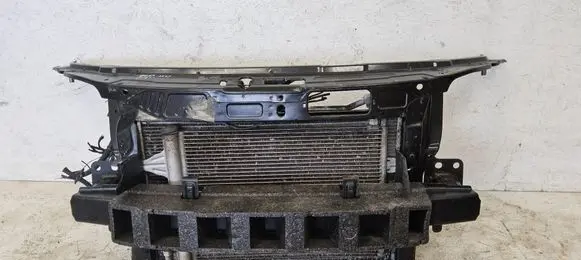 Skoda Fabia Mk1 (6Y) Front piece kit 