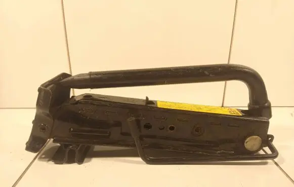 Ford Focus Lift Jack 98AB17080CC