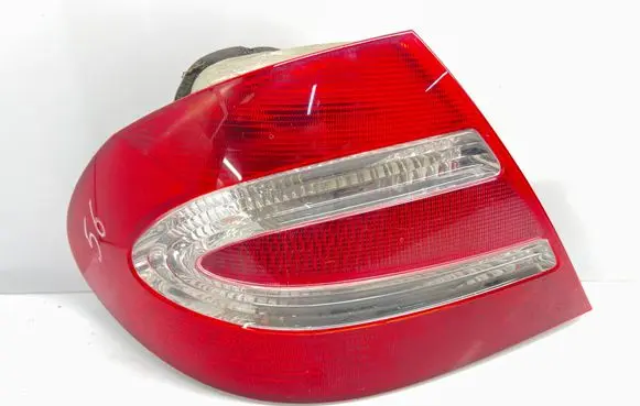 Mercedes-Benz CLK A209 C209 Rear/tail lights A2098200164
