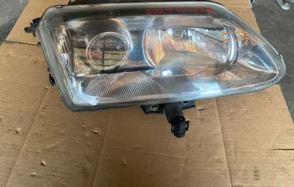 Renault Espace III Headlight/headlamp 6025371082