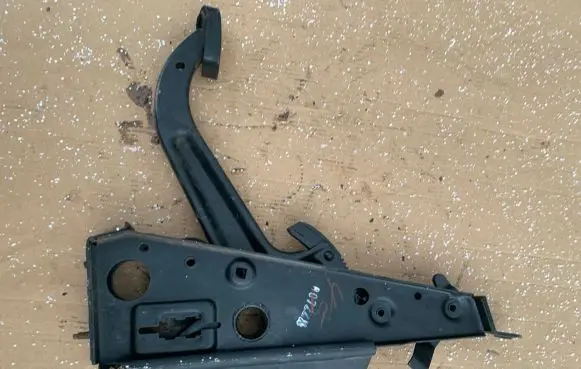 Mercedes-Benz W123 Handbrake/parking brake lever assembly