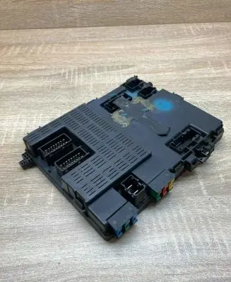 Peugeot 406 Comfort/convenience module 9646941480 73009112