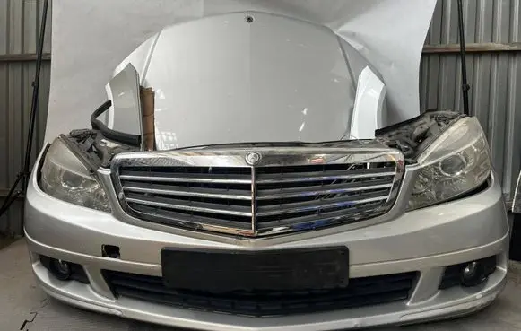 Mercedes-Benz C W204 Front piece kit A2048800240 A2048800057 A2048802240