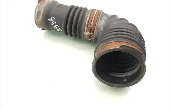 Mazda 6 Air intake hose/pipe R2AA1376X