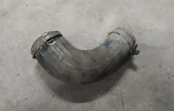 Volvo S60 Intercooler hose/pipe