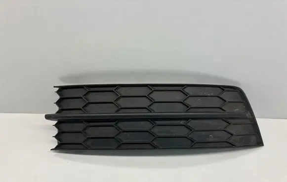 Skoda Rapid (NH) Front bumper lower grill 5JA807368