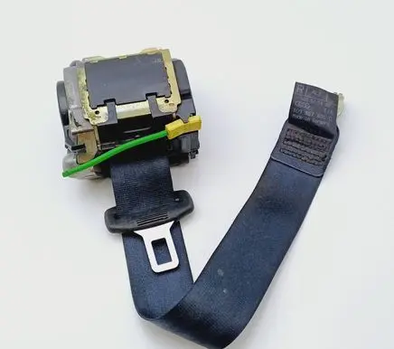 Audi A4 S4 B5 8D Rear seatbelt 8D9857806D