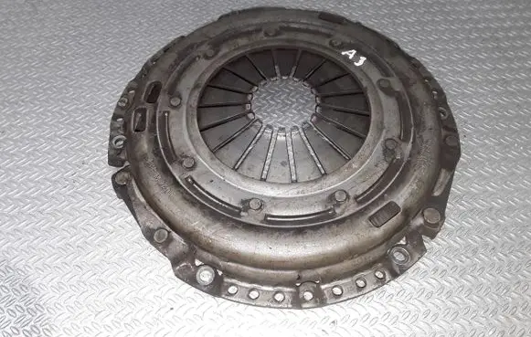 Audi A3 S3 8P Pressure plate 03G141025H