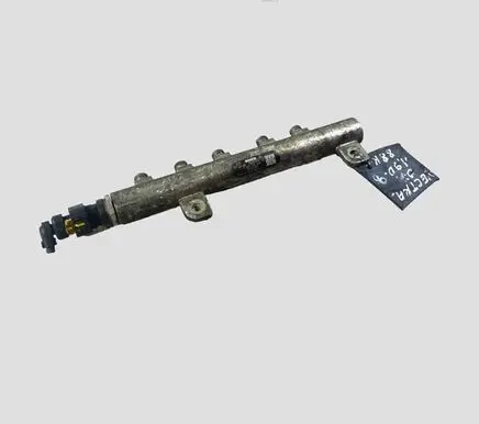 Opel Vectra C Fuel main line pipe 55197370 005770L4