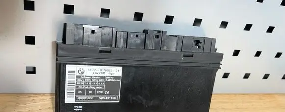 BMW 5 E60 E61 Comfort/convenience module 9176070 6135917607001 5WK49110D