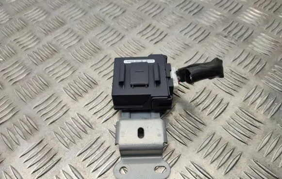Infiniti Q50 Other control units/modules 476A04GF0D