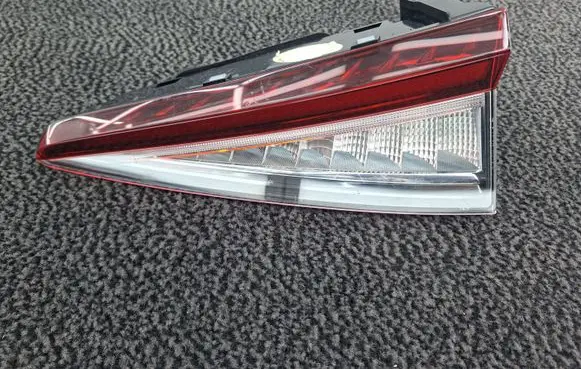 Skoda Enyaq iV Tailgate rear/tail lights 5LG945308D 5LG945308
