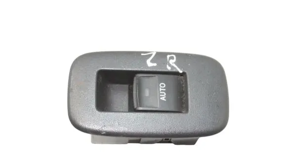 Toyota Auris 150 Electric window control switch