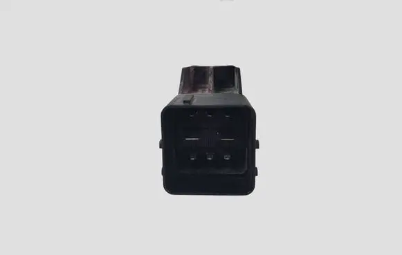 Peugeot 508 Glow plug pre-heat relay 5129065 9802424080