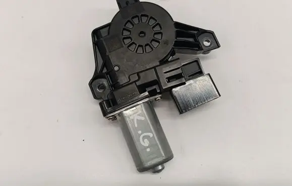BMW iX1 Rear door window regulator motor 5A75081