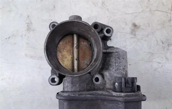 Chevrolet HHR Throttle body valve 12568796