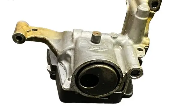 Ford Focus Oil pump CM5G6600DC