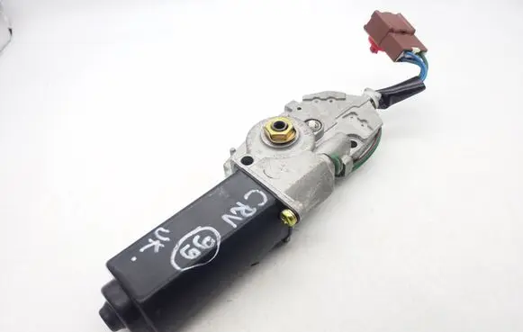 Honda CR-V Sunroof motor/actuator 8331000371