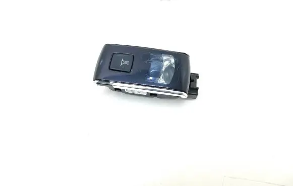Peugeot 508 Rear seat light 8957400 EMAA3864X 121673