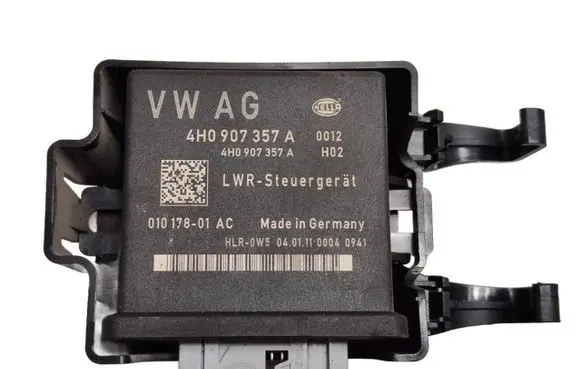Audi A7 S7 4G Light module LCM 4H0907357A 01017801AC