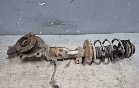 Fiat Bravo Front wheel hub spindle knuckle 
