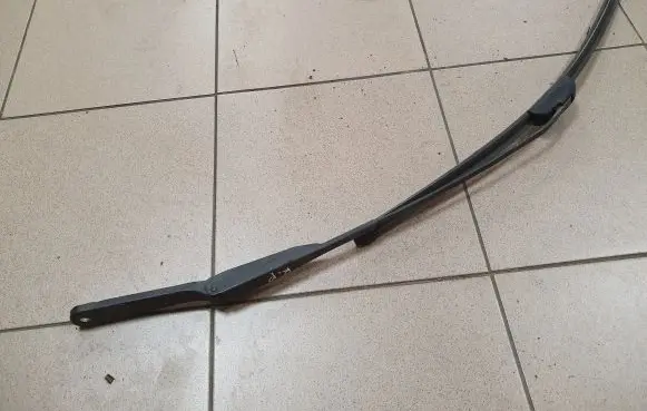 Opel Vivaro Front wiper blade arm 91165490 7700311582