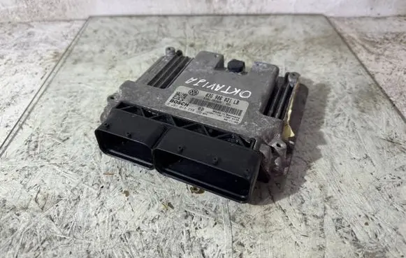 Skoda Octavia Mk2 (1Z) Engine control unit/module 03G906021LB 03G906021LR 1039S17180