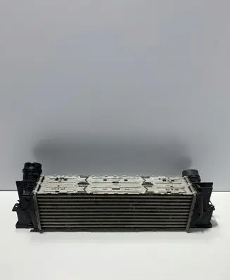 BMW X3 F25 Intercooler radiator 7593845