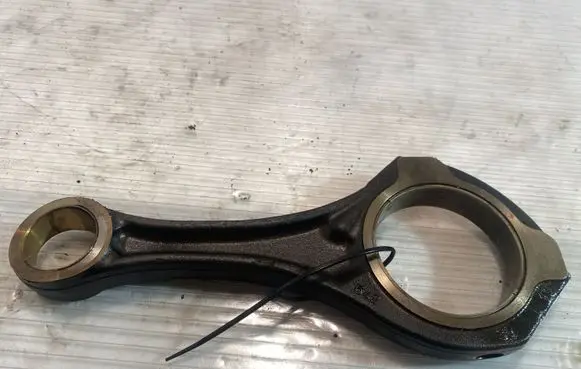 Mercedes-Benz E W211 Connecting rod/conrod 